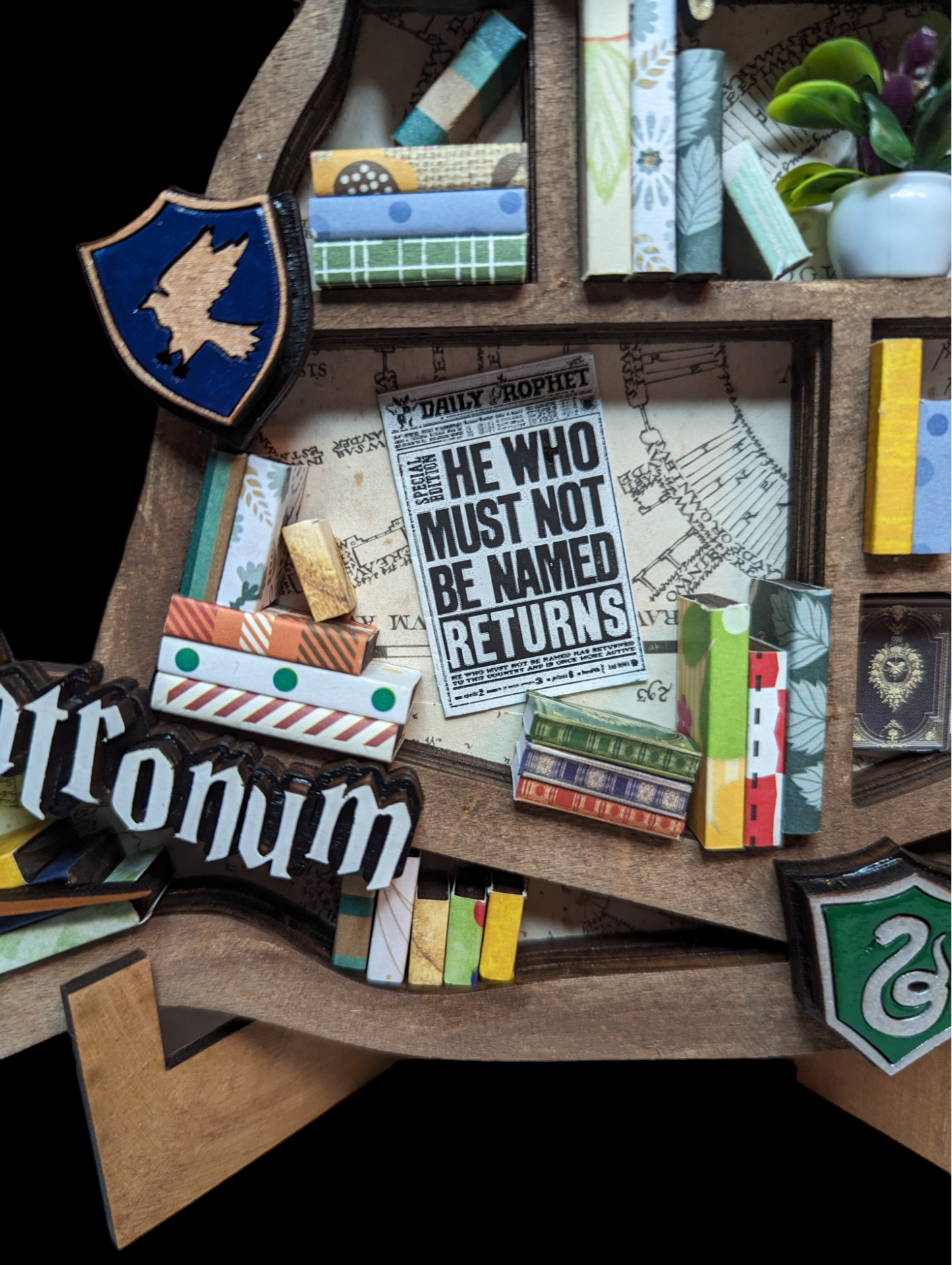The Sorting Hat mini bookshelf