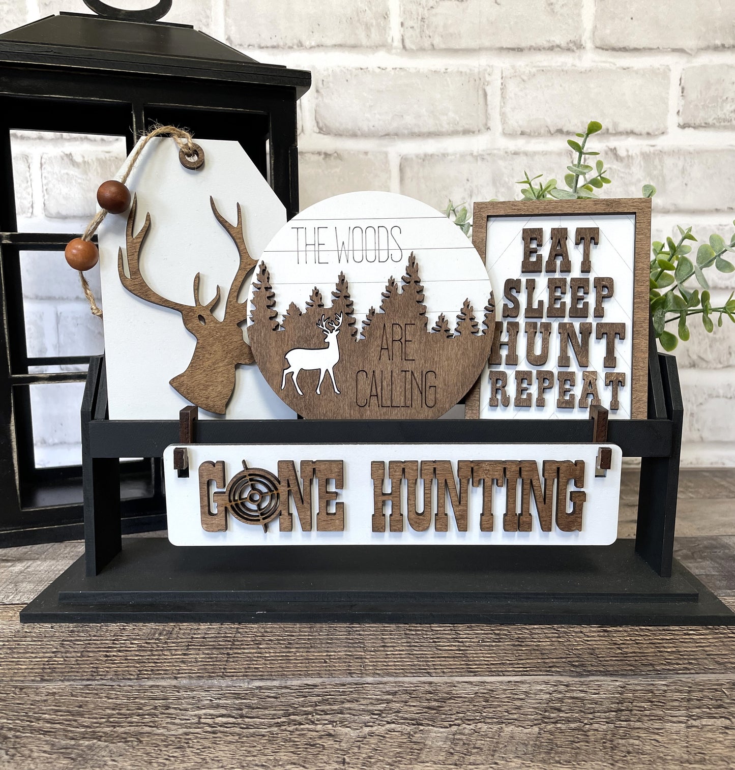 Wagon insert - Gone Hunting